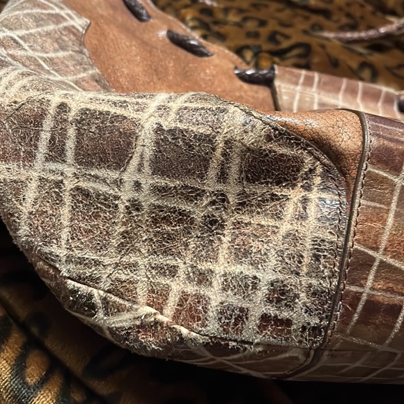 Sondra Roberts Vintage Leather Hobo Bag - Picture 12 of 15